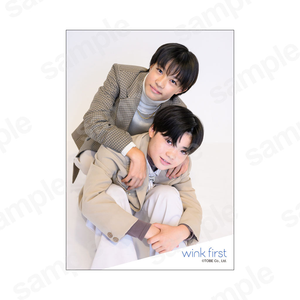 Artist original photo 6/wink first