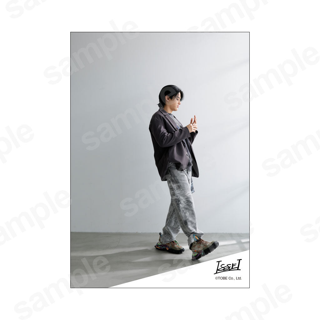 Artist original photo 1/ISSEI