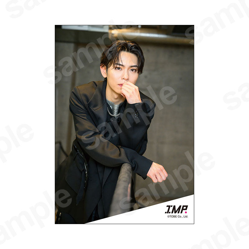 「IMP. LIVE TOUR 2026 MAGenter」グッズオリジナルフォト2／影山拓也