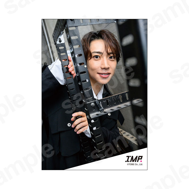 「IMP. LIVE TOUR 2026 MAGenter」グッズオリジナルフォト2／鈴木大河