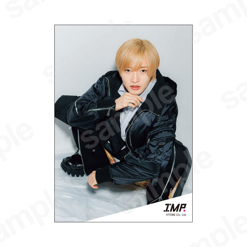 "IMPERIAL LIVE TOUR 2025" goods shooting original photo 1／Arata Sato