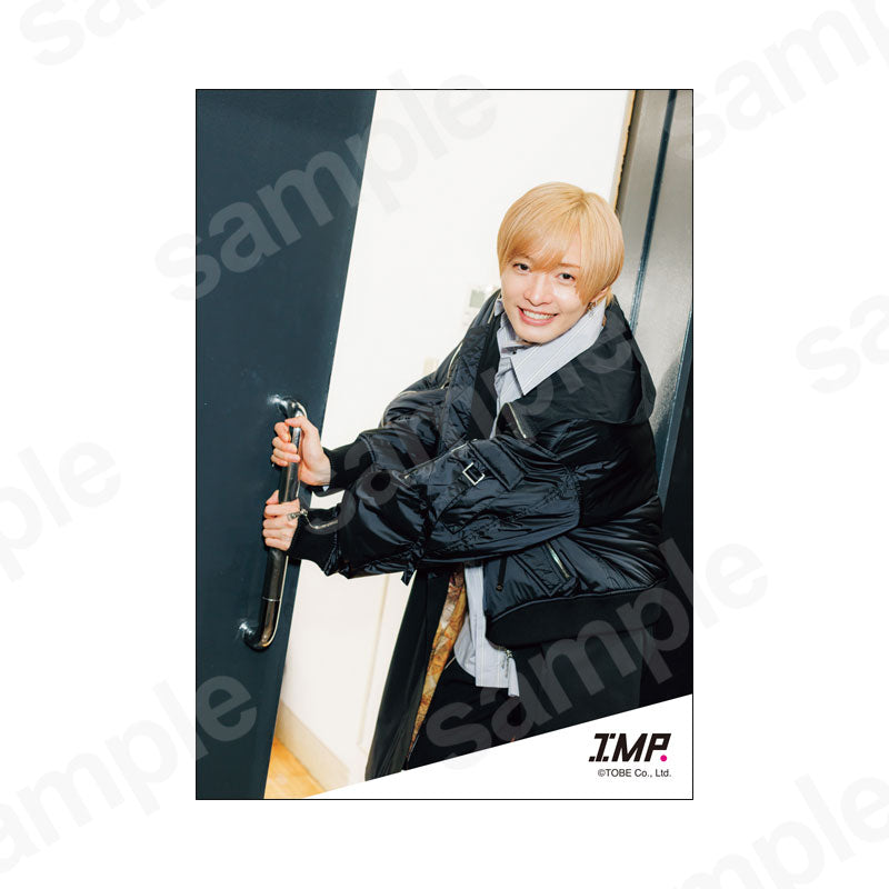 "IMPERIAL LIVE TOUR 2025" goods shooting original photo 2／Arata Sato