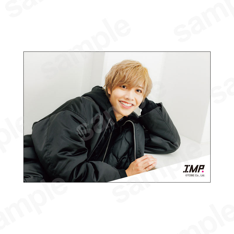 "IMPERIAL LIVE TOUR 2025" goods shooting original photo 3／Minato Matsui