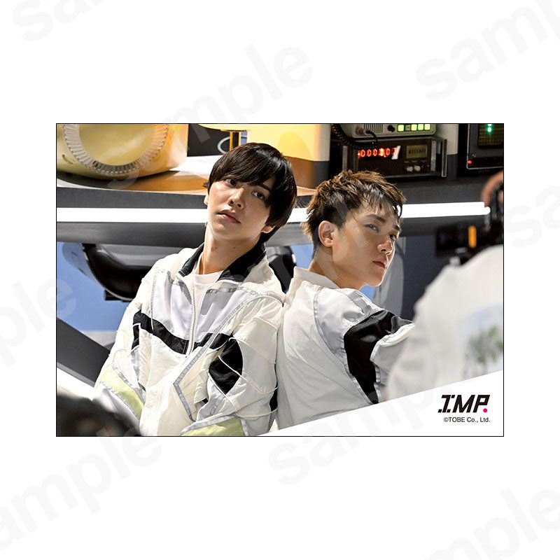 「KISS」(MAGenter収録曲)MV撮影オリジナルフォト6／IMP.